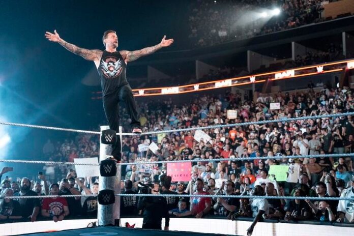 WWE SummerSlam 2025 Results As CM Punk Beats Gunther, Seth Rollins Cashes In